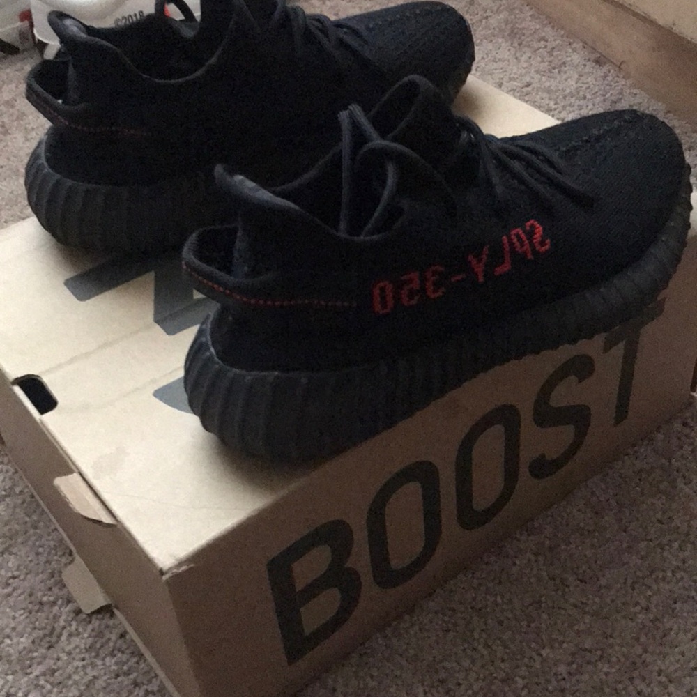 Black/ red yeezy boost 350 v2